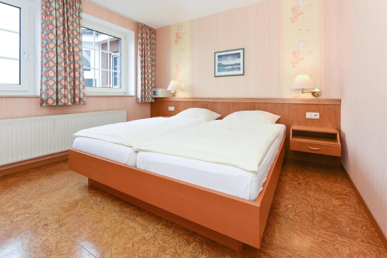 Hotel-Pension Stoertebeker Bensersiel Luaran gambar